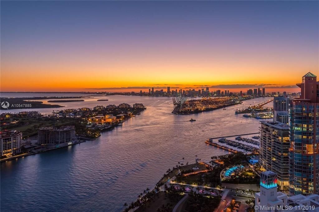#17. 100 S Pointe Dr Ph 2, Miami Beach
